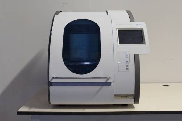 Article image of: Labmakelaar topoccasion: Roche magna pure compact