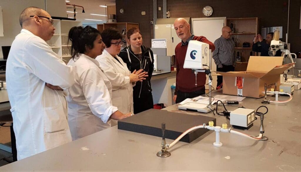 Article image of: Wilten levert viscositeitsmeter nieuwe labopleiding ROC