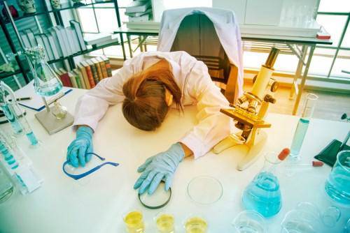 Article image of: Presentatie LabSafety over instinct en veiligheid