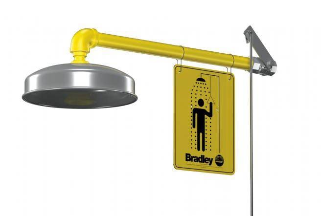 Article image of: Veiligheidsdouches van Steendam op FHI Lab Safety event