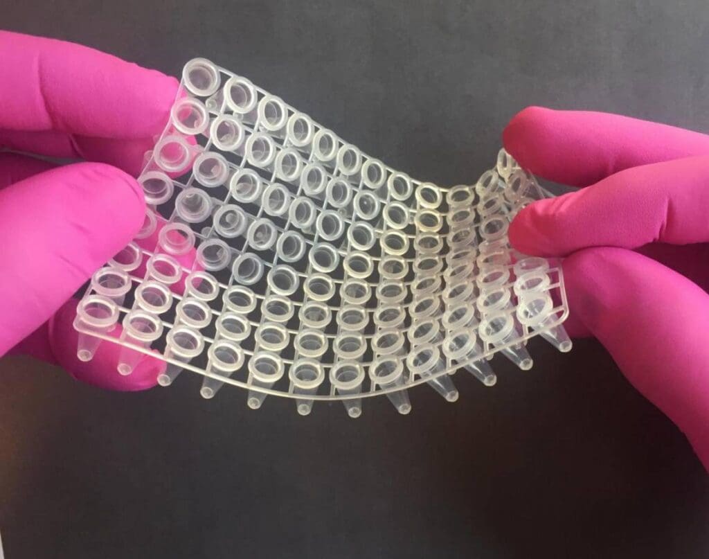 Article image of: Uiterst flexibele 96-well (q)PCR-plaat