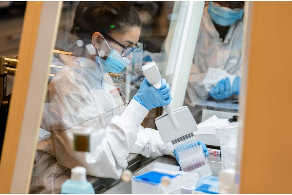 Article image of: Eurofins doneert wereldwijd 100.000 PCR-sneltesten