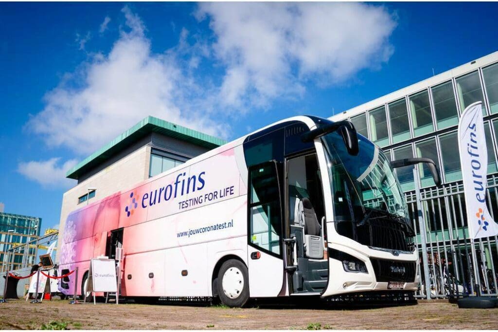 Article image of: Eurofins testbus voor Covid-19 testen ‘on demand’