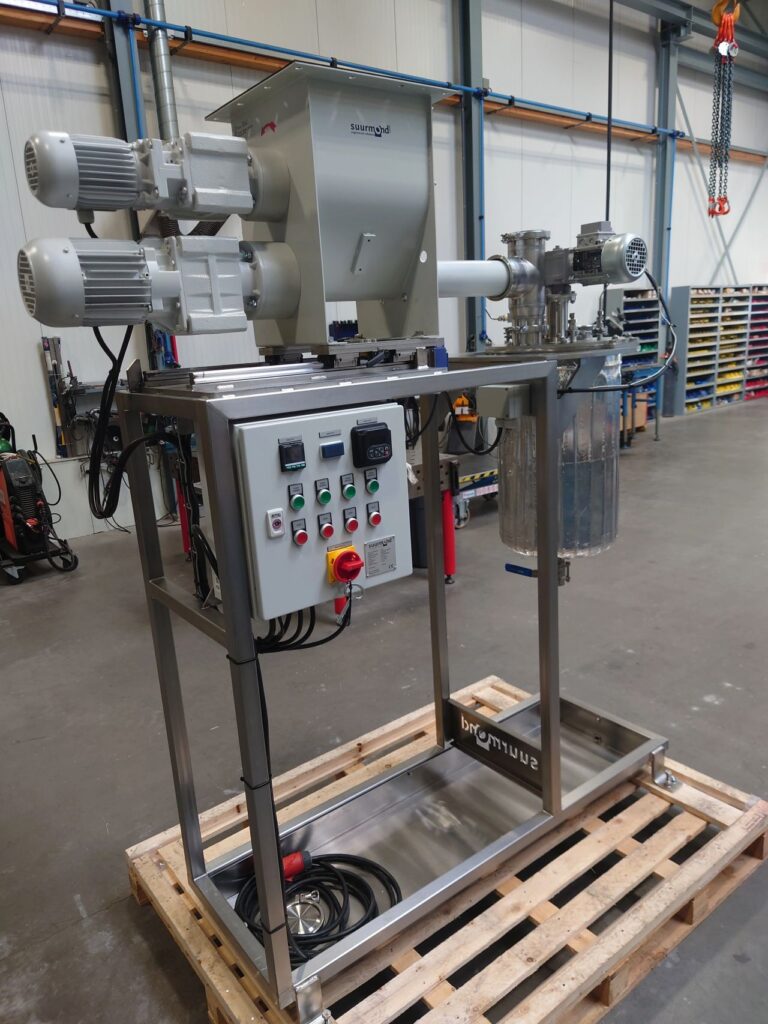 Article image of: Slimme batchdosering en eenvoudige toegang tot het reactorvat