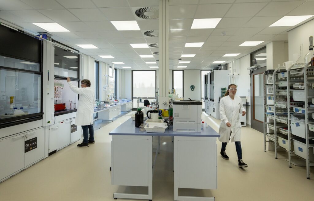 Kwaliteitscontrole natchemische analyses