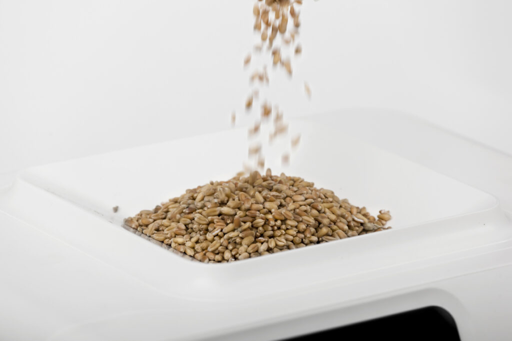 Article image of: Graankwaliteit meten tijdens het oogstseizoen: snelle NIR-analyse van o.a. vocht, eiwit en gluten