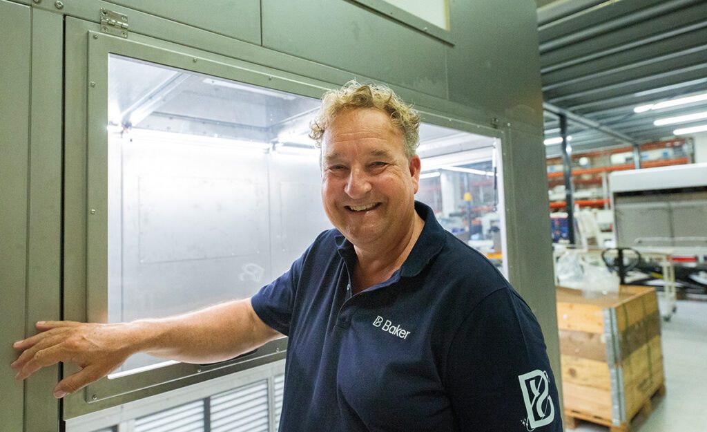 Article image of: ‘Safety enclosures voor geautomatiseerde labprocessen: dat is de trend’