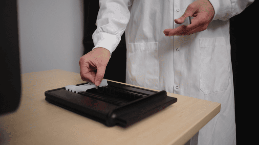 Article image of: Waarom nog handmatig testen? Ontdek de toekomst van geautomatiseerde materiaalbeproeving met LabsCubed!